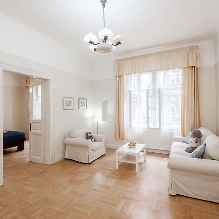 Historic Centre-Spacious Apartment Prag Exterior foto