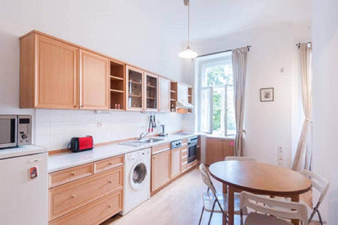 Historic Centre-Spacious Apartment Prag Exterior foto